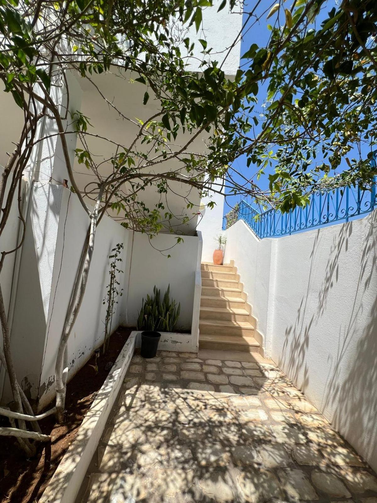 Apartmán Chez Stoupha Dar Salah Bey Exteriér fotografie